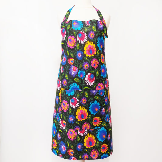 Cotton aprons, black aprons, buy kitchen aprons, aprons in flowers, aprons bulk, 100% cotton apron, apron with pocket, women's aprons,  aprons for cooking, Linencharm