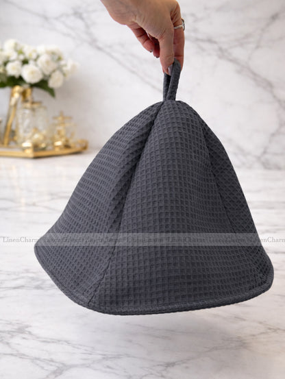 Anthracite sauna hat made from 100% cotton waffle fabric for sauna use.
