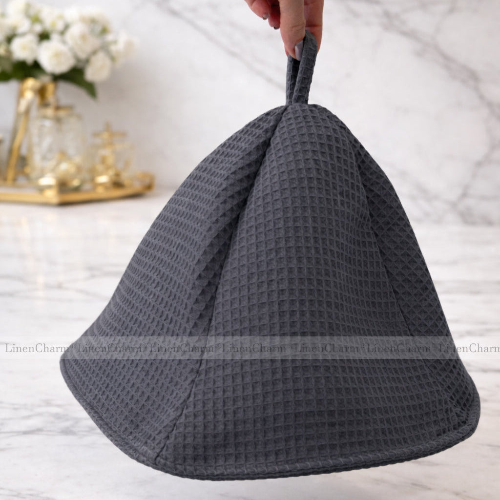 Breathable anthracite waffle cotton sauna cap designed to protect hair and scalp from heat.