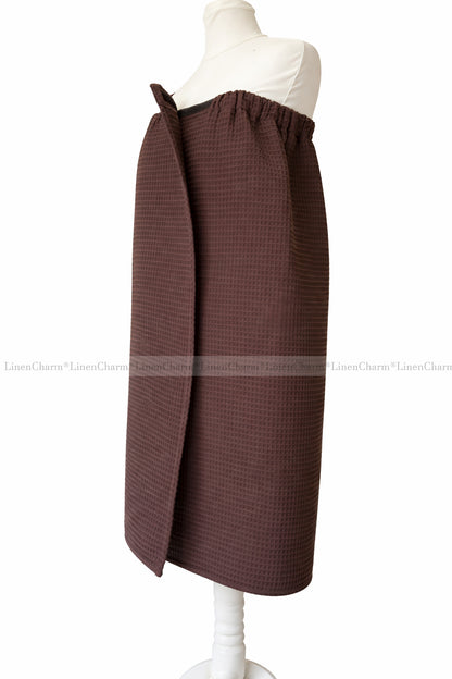 Premium women’s bath and spa wrap in chocolate brown cotton, breathable and comfortable XS–6XL