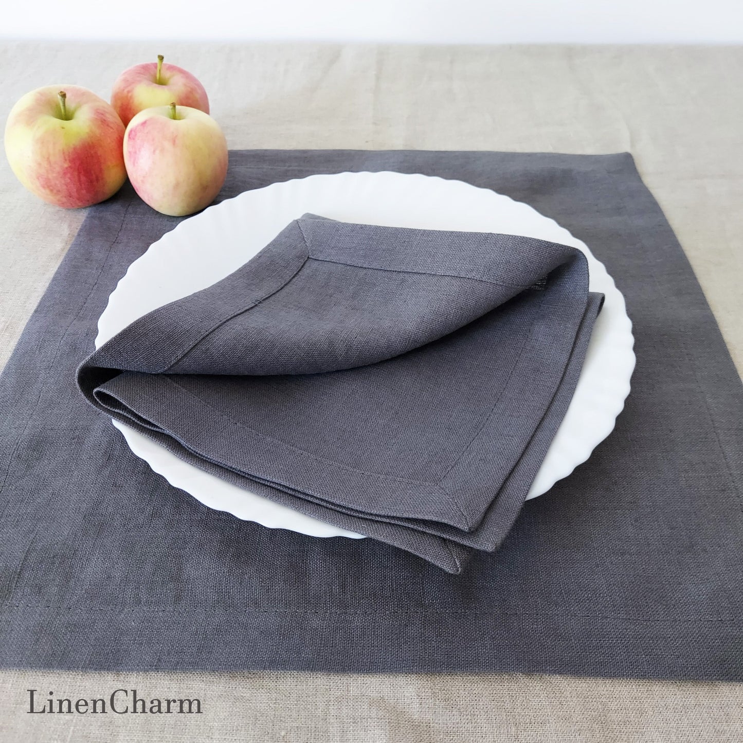 Linen napkin, stonewashed linen napkins, red linen napkins, green linen napkin, Christmas napkins, linen napkins set, Linencharm