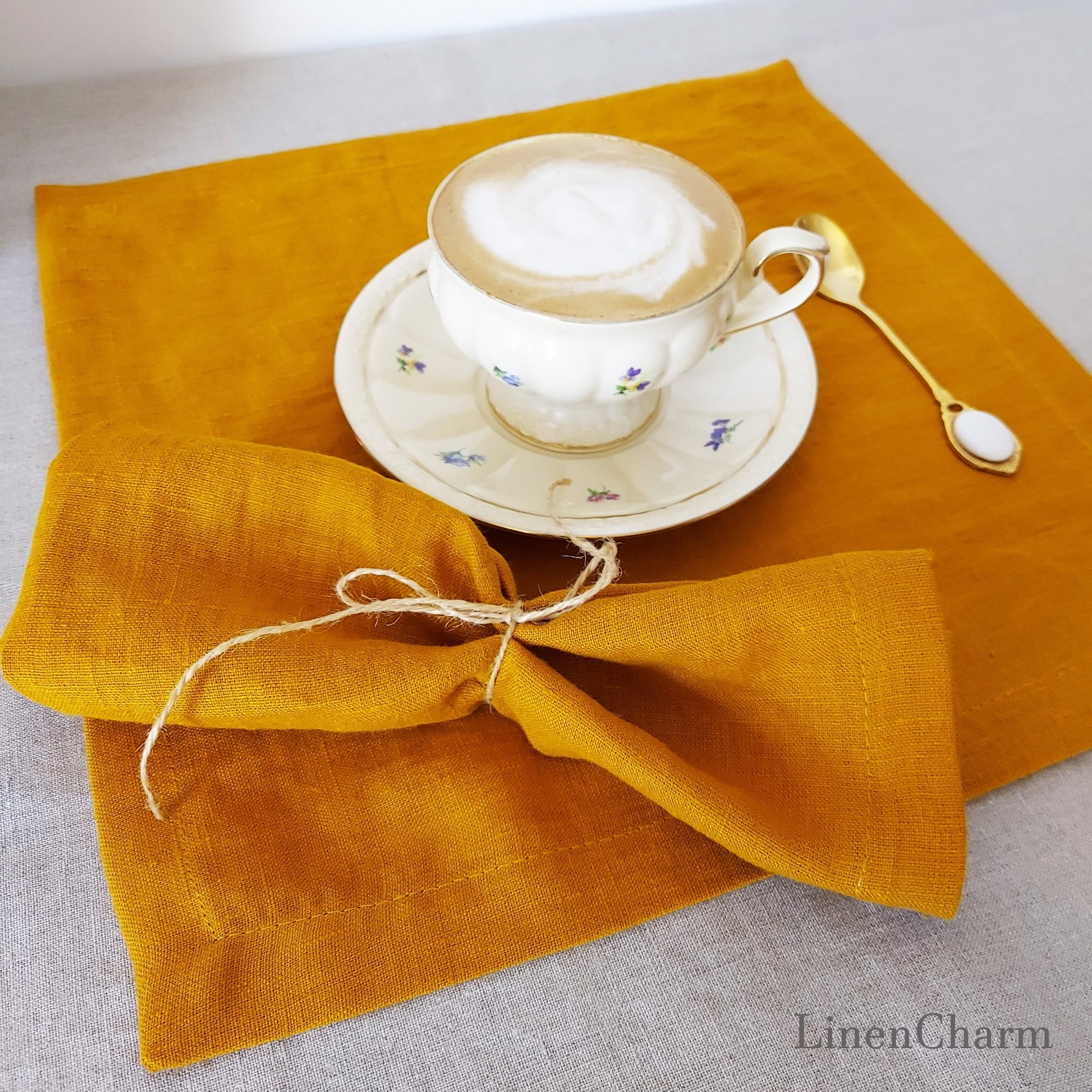 Linen napkins in cappuccino color