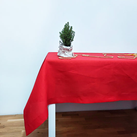 Linen tablecloth, Red